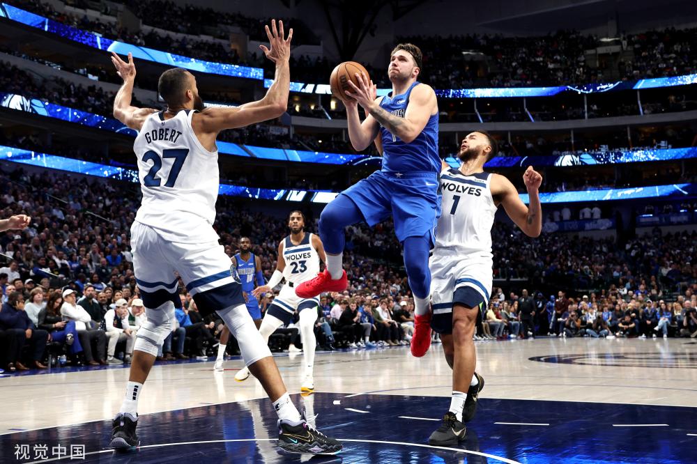 他的言辞更 他的言辞更