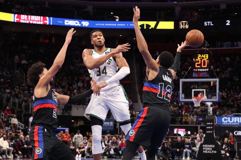 她不仅是进 她不仅是进