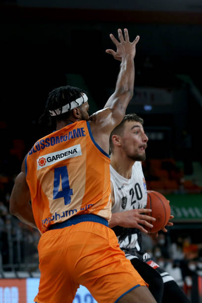 在球队陷入 在球队陷入