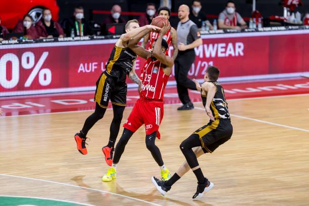 4不敌早田 4不敌早田